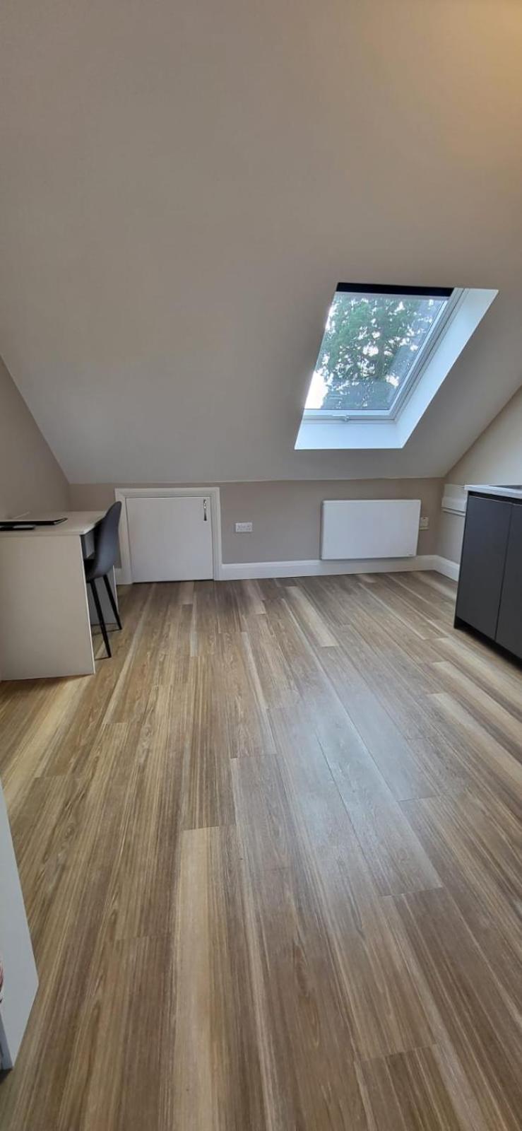 Sands House - Luxury Modern Studios With Secure Parking In Epsom, Surrey Zimmer foto
